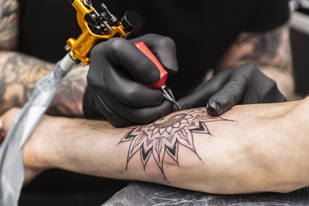 FAQ &amp; Infos LIVING ILLUSTRATIONS Tattoo &amp; Piercing Atelier